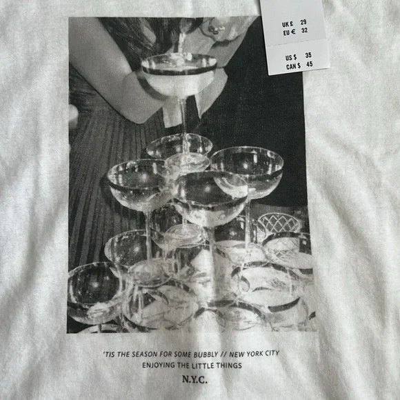 Abercrombie & Fitch Graphic Skimming Tee - Picture 4 of 5